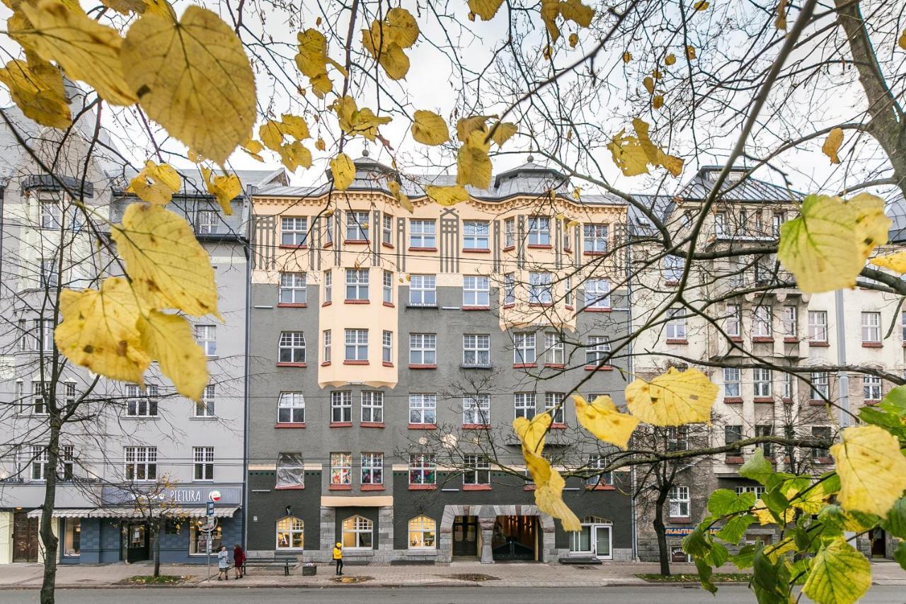 Cozy Flat. Art Nouveau Building, Near The City Center Ryga Zewnętrze zdjęcie